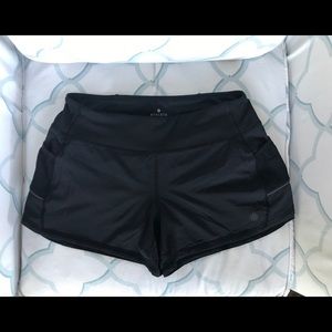 Athleta Ready Set Workout Shorts NWOT